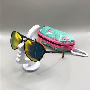 Goodr Call Me Tarmac Daddy Sunglasses Pilot Style Unisex w Case Polarized
